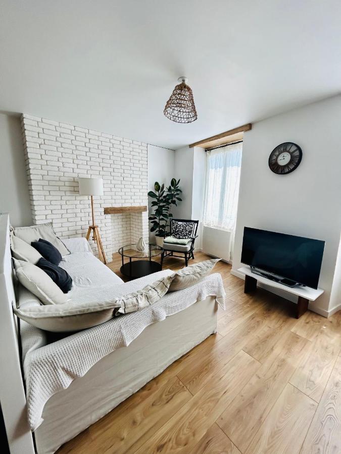 Appartement Cottage Au Coeur De Nemours Eksteriør bilde